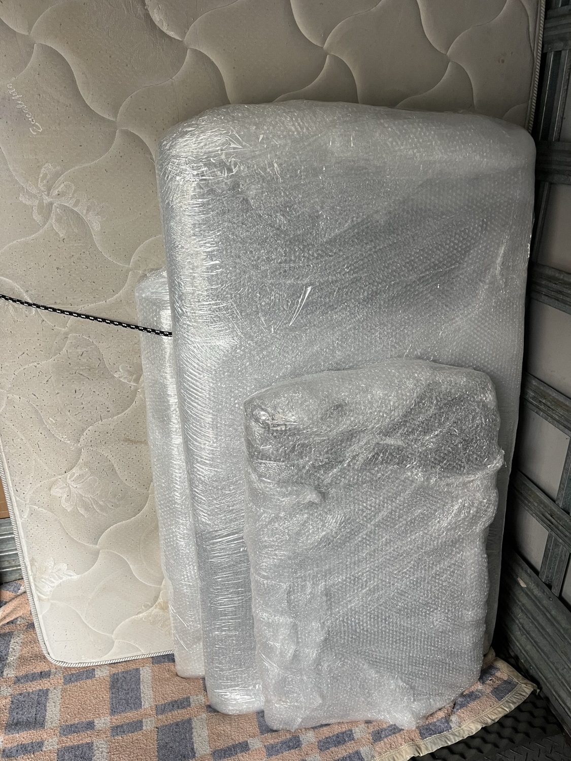 Cama box embalada